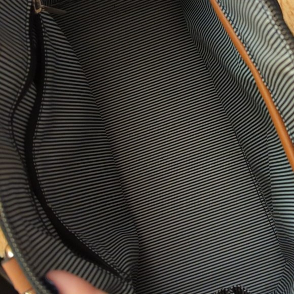 EUC Satchel with matching wallet & straps - Picture 7 of 11